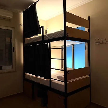 Hostel Pmg Tirana