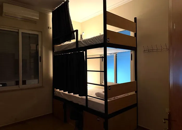 호스텔 Pmg 티라나